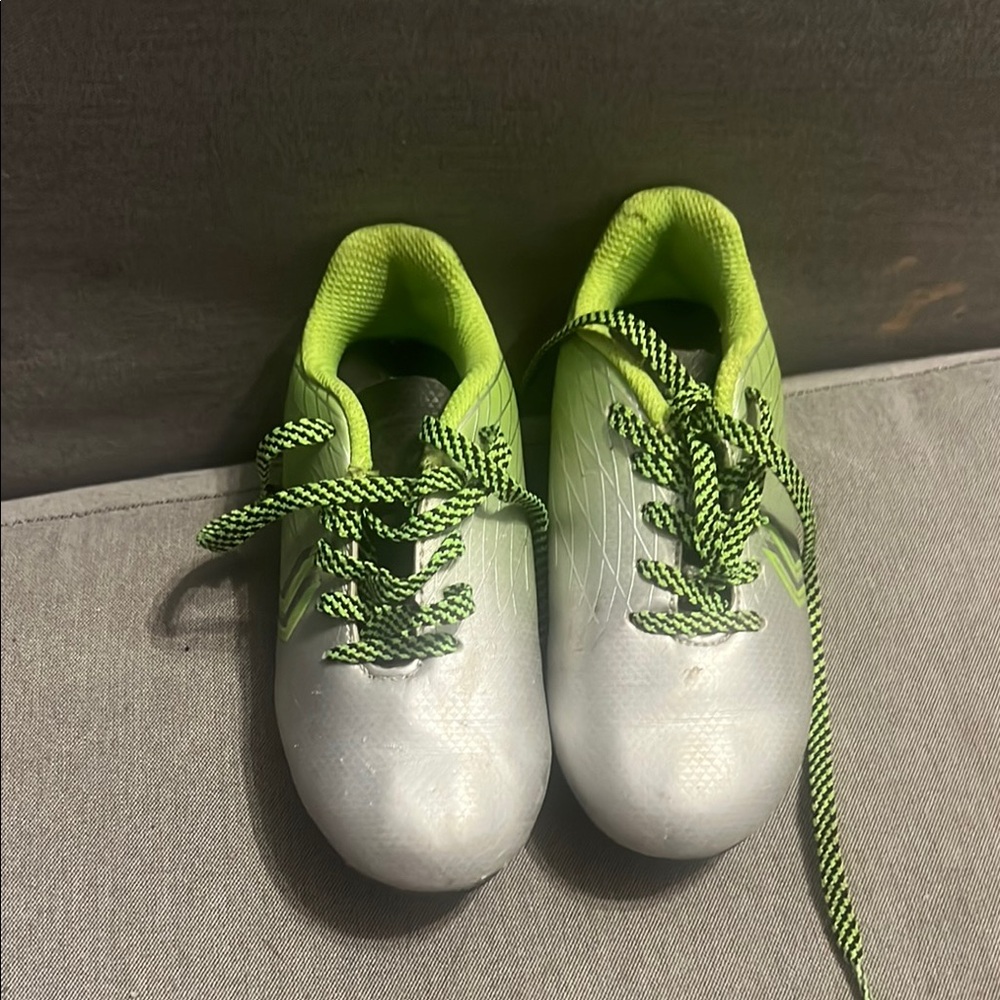 Kids Green and White Sports Shoes